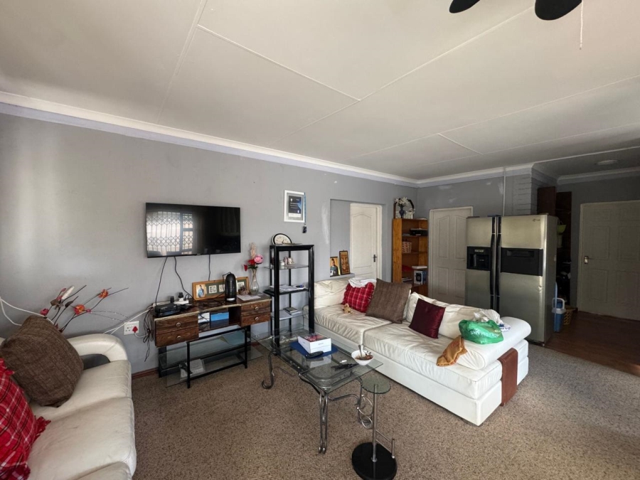  Bedroom Property for Sale in Verwoerdpark Northern Cape